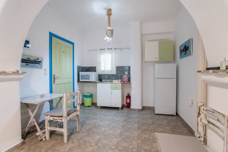 Holiday Home 'Green Retreats 3 Paros' with Mountain View, Wi-Fi and Air Conditioning — photo 3