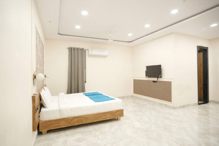 HOTEL FIESTA in Hyderabad