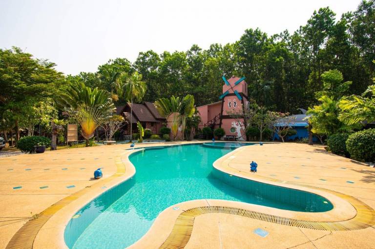 Boom Boom Resort in Tha Mai