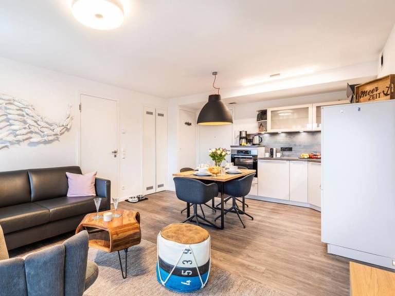 FeWo Meerzeit: Helle 63 m² Ferienwohnung mit 2 Bädern & E-Ladestation — photo 3