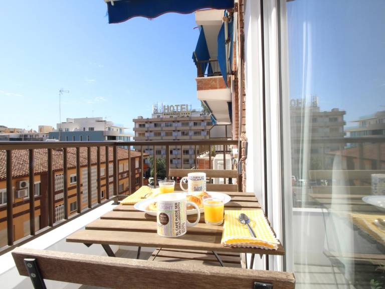 Ferienwohnung in Rincón de la Victoria, Torre de Benagalbón für max. 4 Personen, Ferienwohnung in Rincón de la Victoria, Torre de Benagalbón für max. 4 Personen,