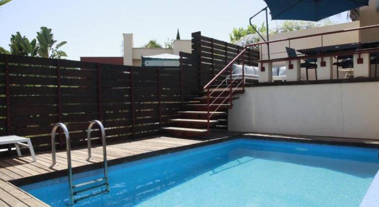 Villa with private pool, grill & terrace in Benahavis