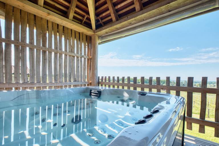 Cabin 'Muscadelle' with Shared Pool, Wi-Fi and Air Conditioning — photo 2