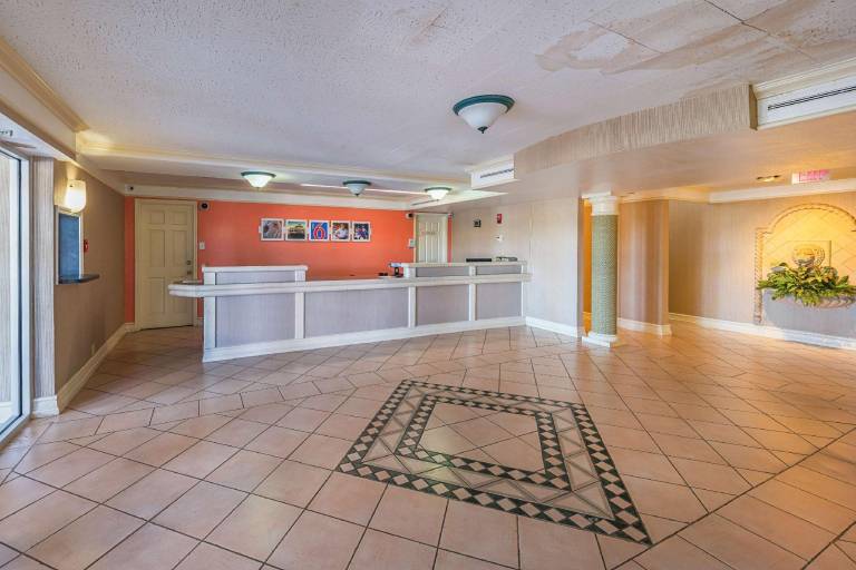 Motel 6 Grand Prairie, TX - Interstate 30 — photo 5
