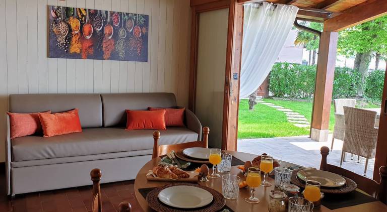 Villa with yard, BBQ & terrace — photo 4