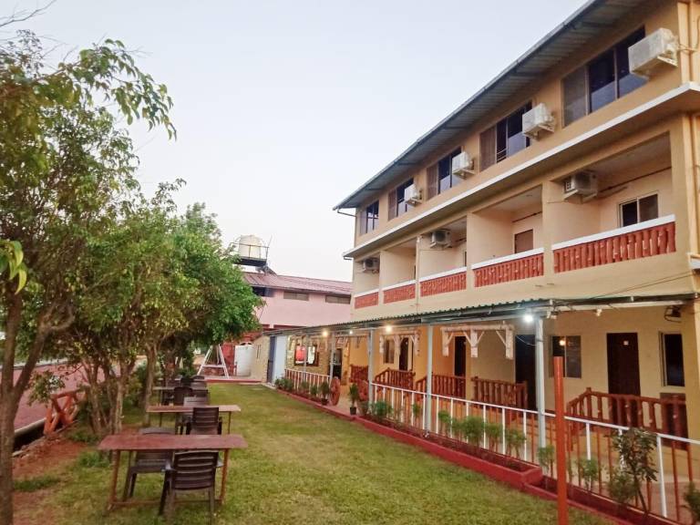 Shivneri Valleyscape Hotel - A Scenic Valley View Hotel in Mahabaleshwar in Jaoli