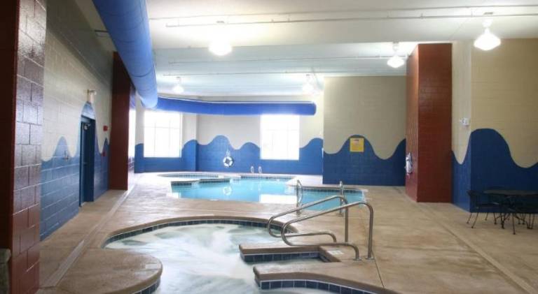 Holiday Inn Omaha Downtown Waterpark By IHG — photo 4