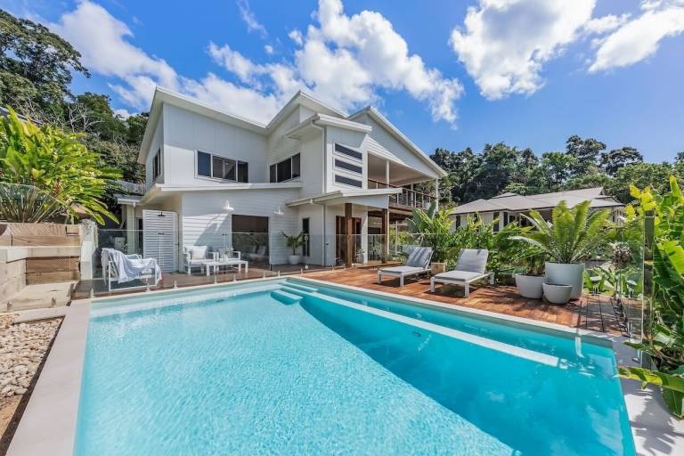 House  Jubilee Pocket