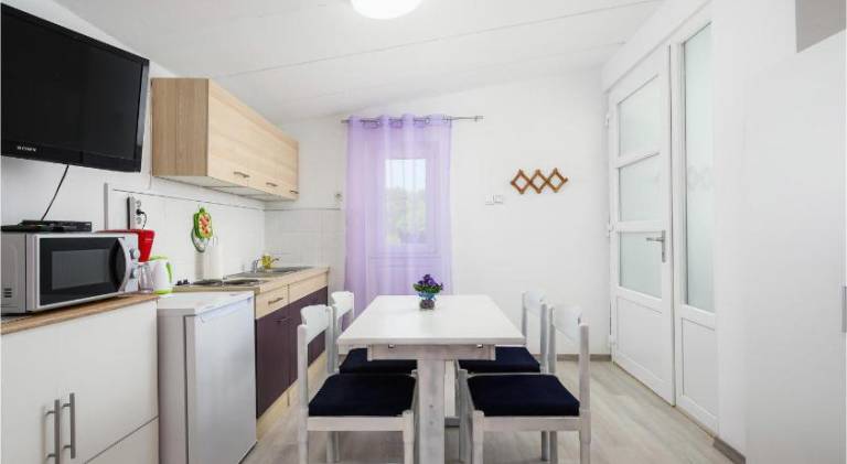 Nice apartment with pool | Dogs allowed — photo 3