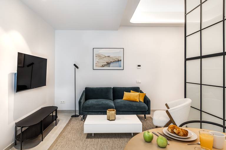 Rental apartment with garden & terrace — photo 3