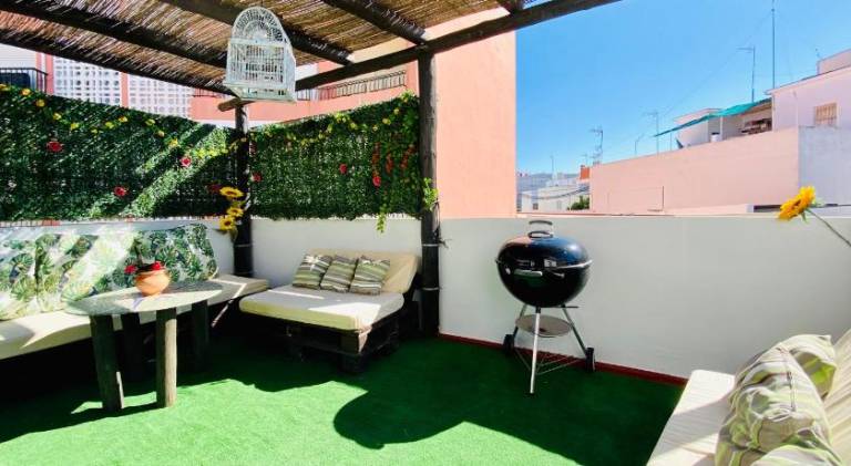 Holiday apartment with barbecue & terrace | Good for workation — photo 2