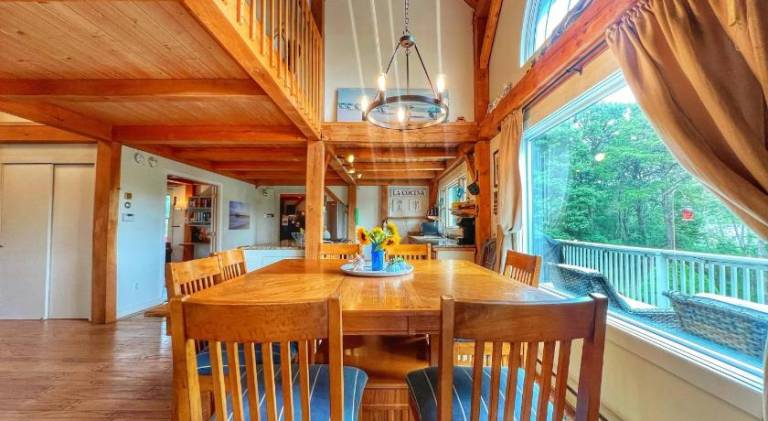 Fully equipped house with patio, BBQ & garden | Perfect for remote work | Pet-friendly — photo 3