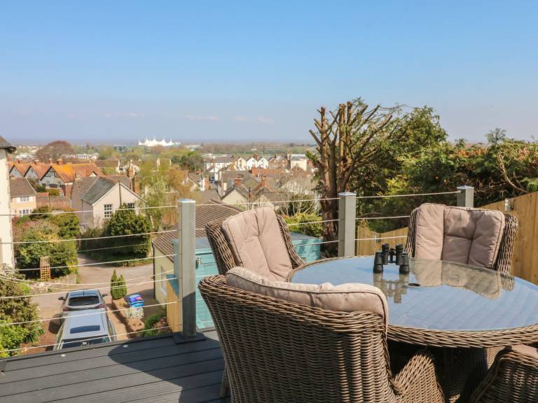 Fully equipped cottage with garden | Beach view | Pets allowed — photo 3
