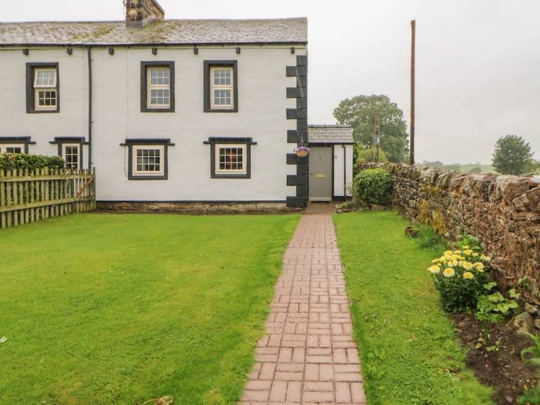 Cottage Bolton
