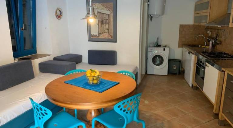 House with 2 rooms for 5 persons — photo 3