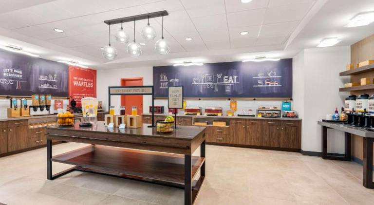 Hampton Inn and Suites by Hilton Portland Tigard — photo 4