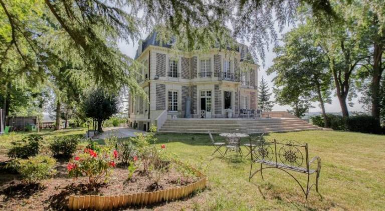 Chateau d'Avesnes - Le Castelet — photo 3