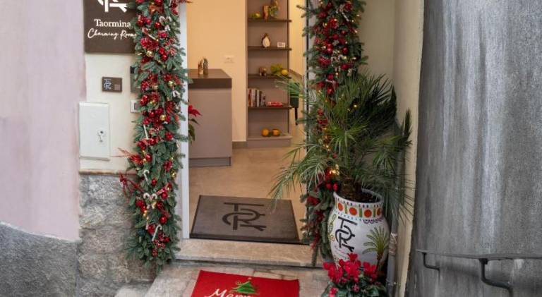 Taormina charming rooms — photo 5