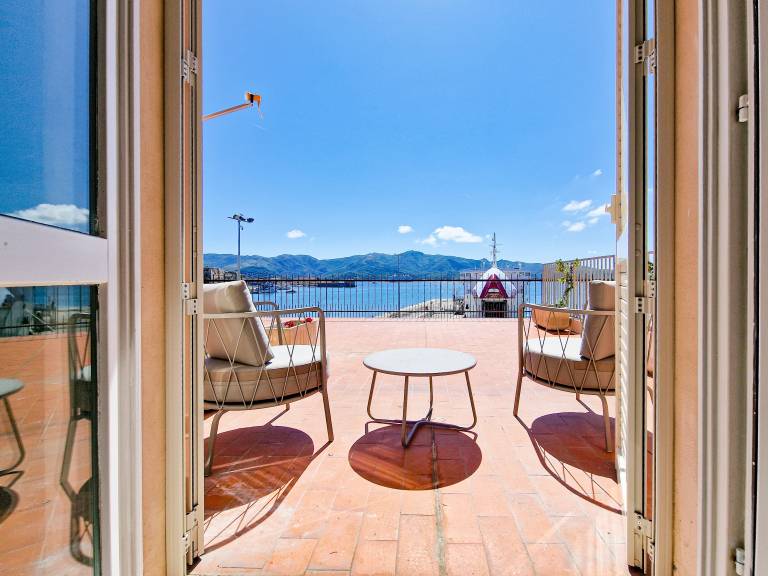 Holiday apartment with patio | Sea view — photo 3