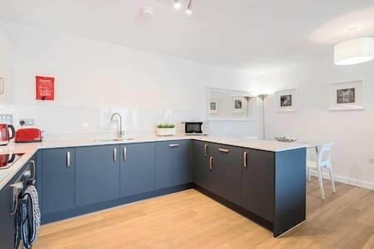Apartment Weybridge