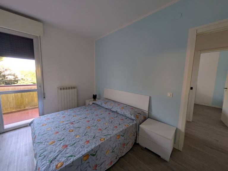 Family-friendly pleasant rental apartment with pool & patio | City view | Close to the beach | Pet-friendly — photo 5