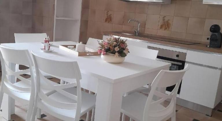 House with 2 rooms for 6 persons — photo 4