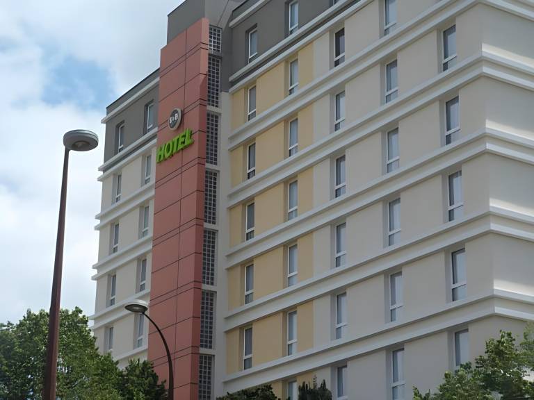 B&B Hotel Grenoble Centre Alpexpo in Gieres