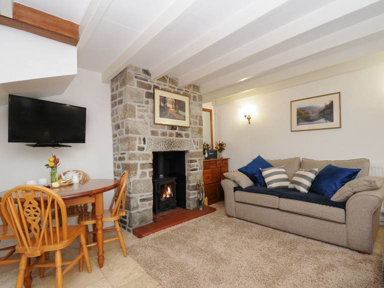Cottage with garden | Beach view — photo 3