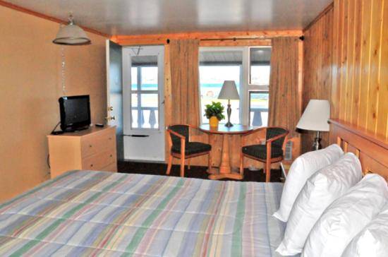 The Sunset Motel in Munising, MI