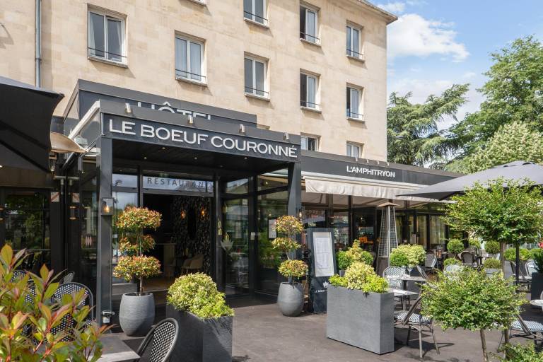 Le Boeuf Couronne - Hotel & Restaurant Chartres- Logis Hotels — photo 4