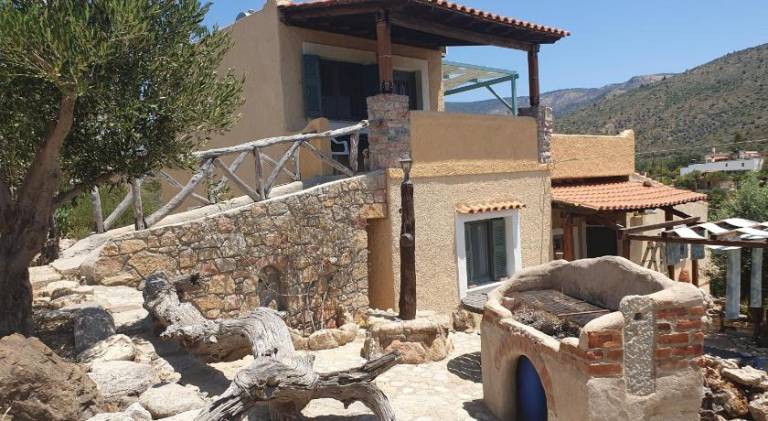 Managros Rooms - Studio Thea in Chios