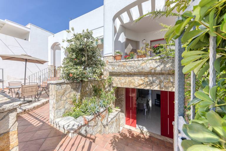Apartment "Pilella" close to the Sea with Private Terrace & A/C in Alliste