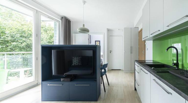 Rental apartment with patio — photo 5