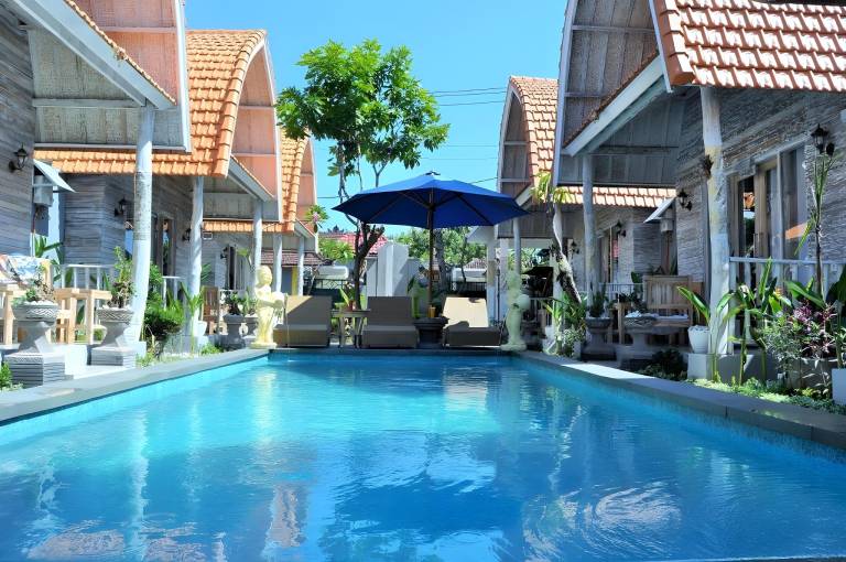 Family-friendly bungalow with garden, pool & terrace | Suitable for remote work | Pets are welcome in Penida Island