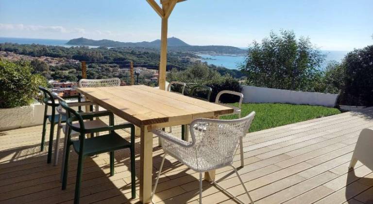 House with 3 rooms for 6 persons in Villasimius