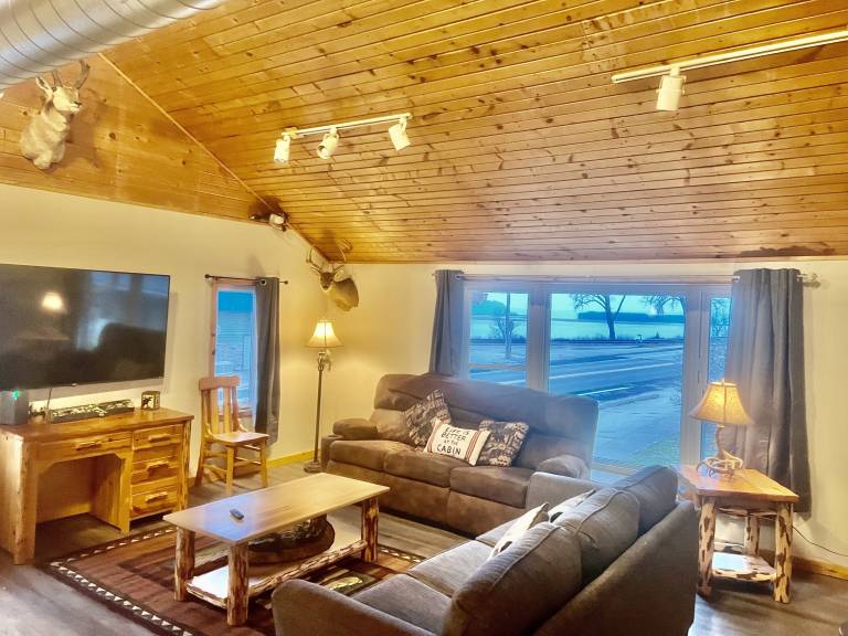 Apartment  Lynxville