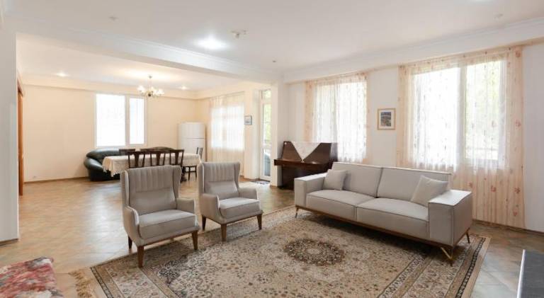 250 m&sup2; Ferienhaus