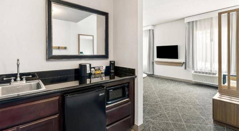 Hampton Inn & Suites Merced — photo 4