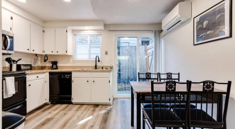 Apartment with 1 room for 4 persons — photo 3