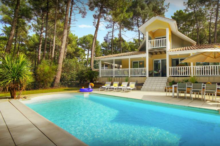 Ferienhaus in Lacanau f&uuml;r max. 8 Personen am Atlantik