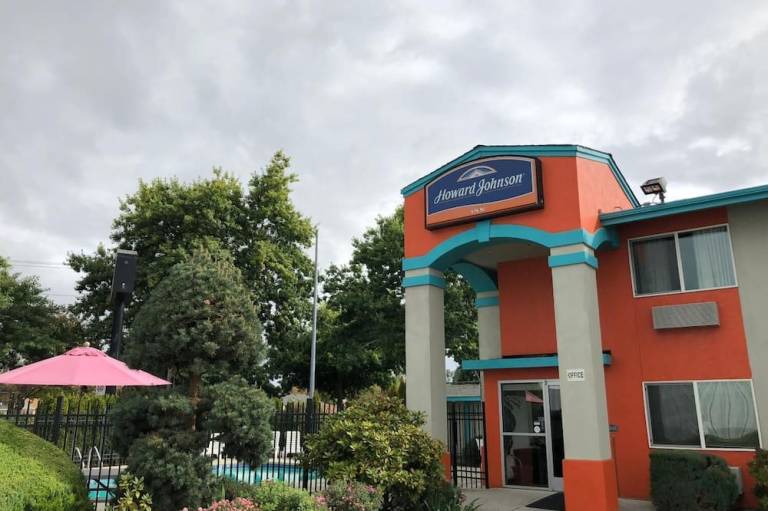 Howard Johnson by Wyndham Salem