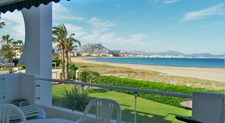 Charming rental apartment with pool | Close to the beach | Pets allowed — photo 3
