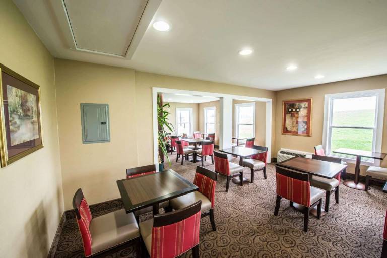 Spark by Hilton Wytheville Holston Rd I 81 — photo 5