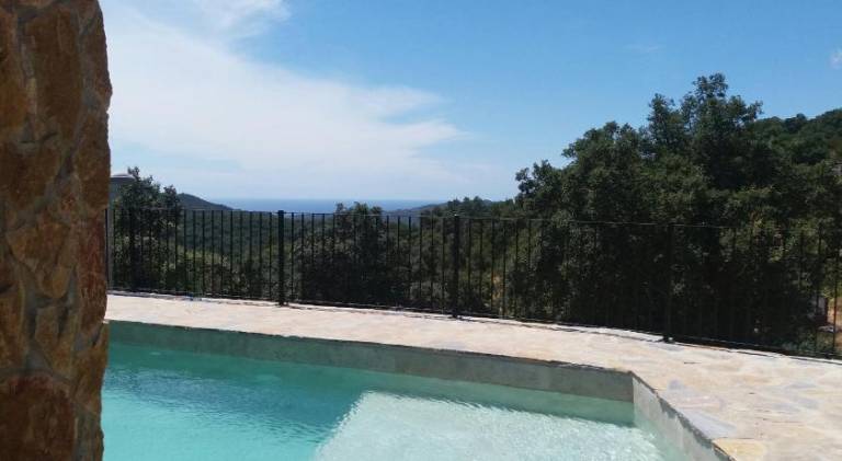 180 m&sup2; Ferienhaus