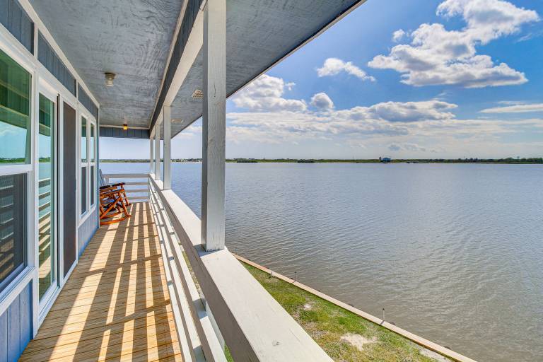 Gulf Coast Cottage w Beach Access Fish & Paddle