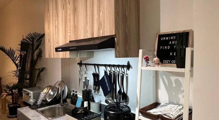 Charming serviced apartment with private pool, terrace & garden | Dogs allowed — photo 3