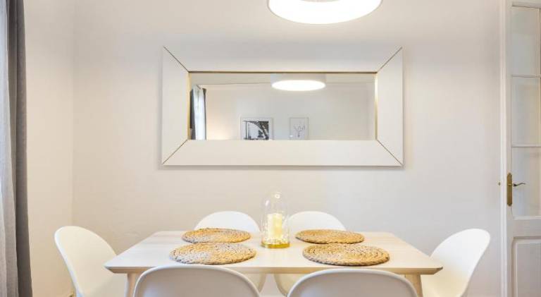 Wonderful holiday apartment | Close to Magic Fountain of Montjuïc | Pet-friendly — photo 5