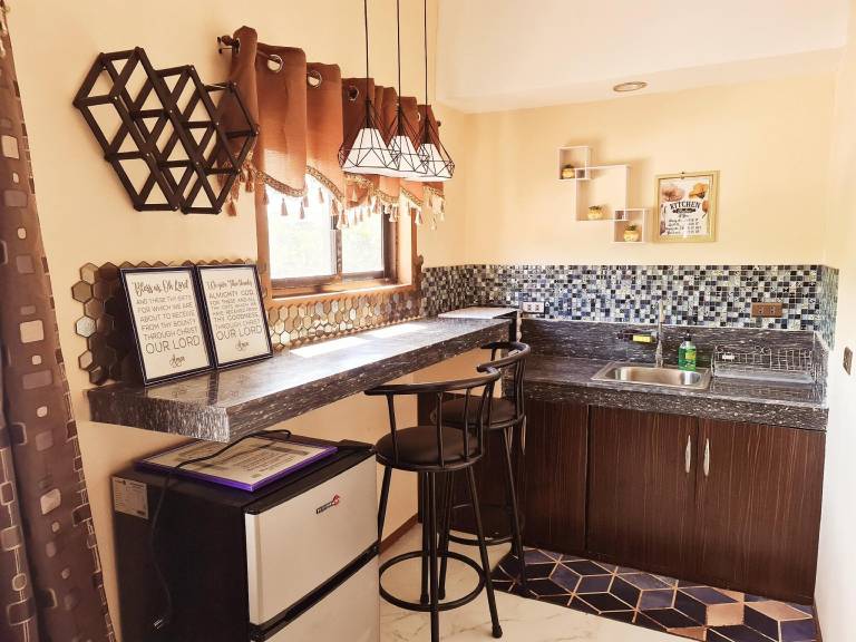 Apartment with jacuzzi — photo 4