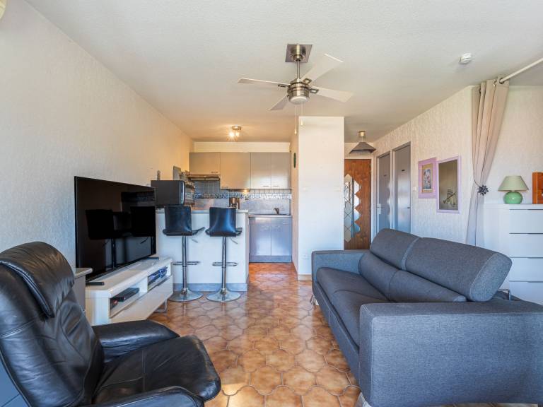 Holiday apartment with patio | Nature view | Next to the beach | Pets are welcome — photo 3