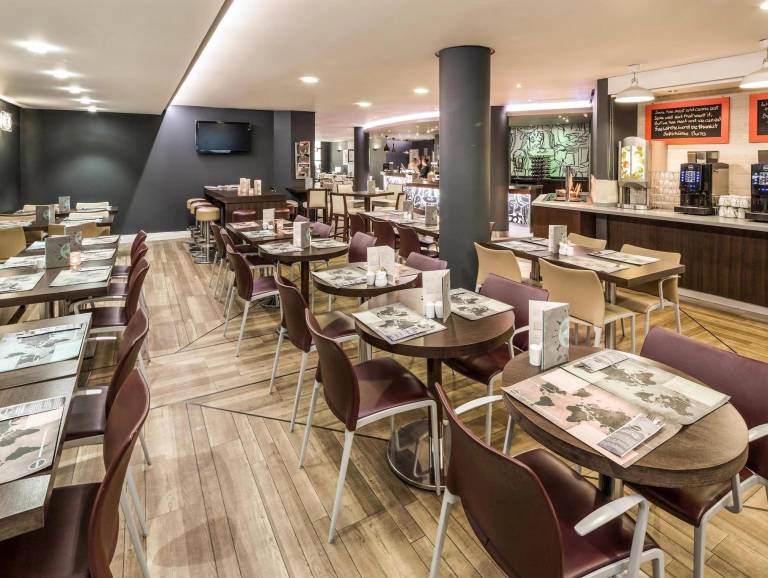 Ibis Glasgow City Centre - Sauchiehall St — photo 4